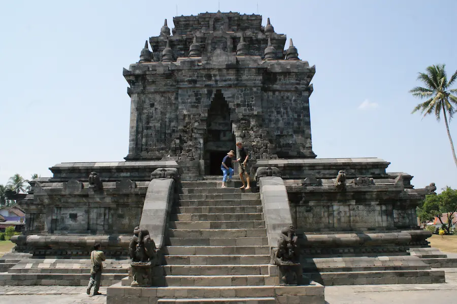 ムンドゥッ寺院