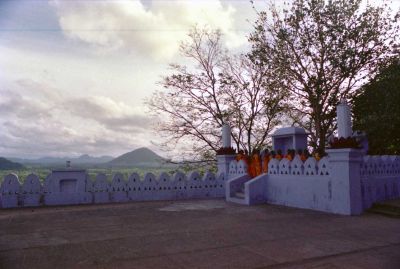 ダンブラ　岩窟寺院